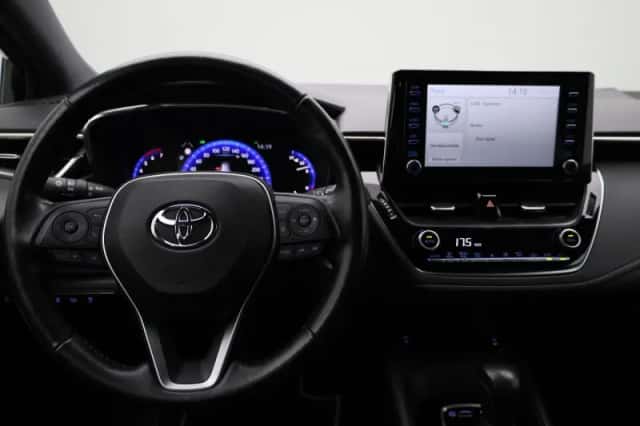 Toyota Corolla (2022) thumbnail 3