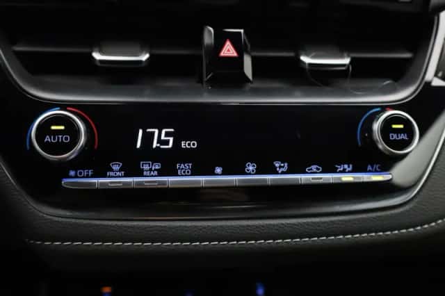 Toyota Corolla (2022) thumbnail 21