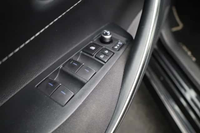 Toyota Corolla (2022) thumbnail 29
