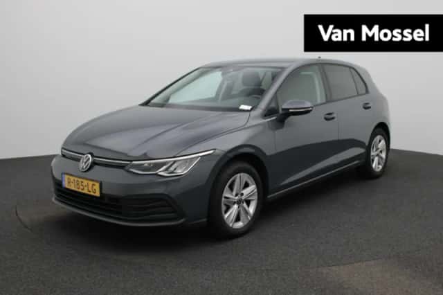 Volkswagen Golf (2022) thumbnail 1