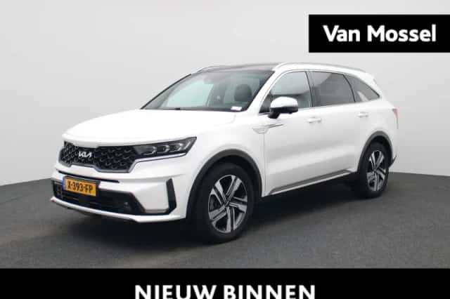 Kia Sorento (2023) thumbnail 1