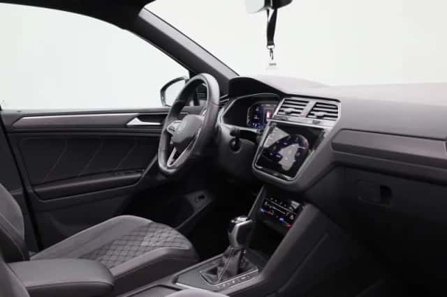 Volkswagen Tiguan (2021) thumbnail 37