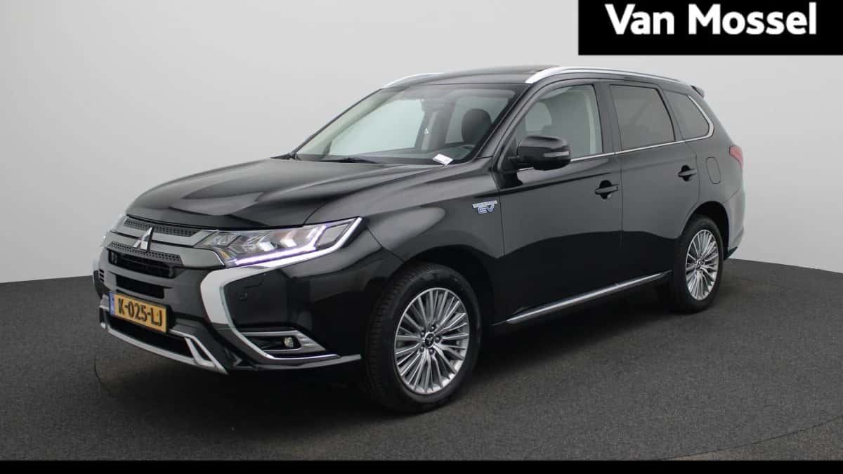 Mitsubishi Outlander (2021) — foto 1