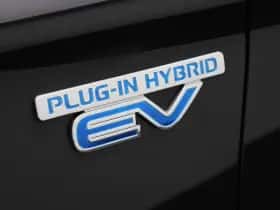 Mitsubishi Outlander (2021) thumbnail 16