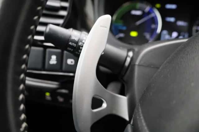 Mitsubishi Outlander (2021) thumbnail 24