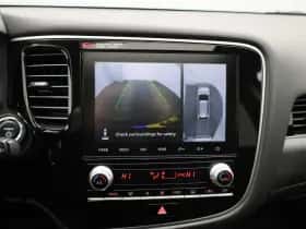 Mitsubishi Outlander (2021) thumbnail 32
