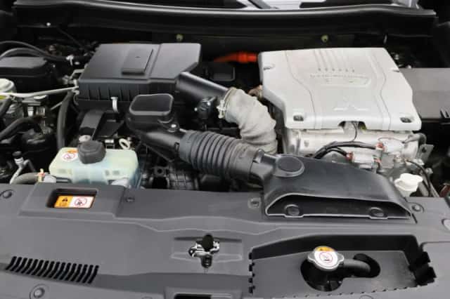 Mitsubishi Outlander (2021) thumbnail 36