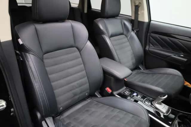Mitsubishi Outlander (2021) thumbnail 41