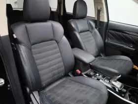 Mitsubishi Outlander (2021) thumbnail 41