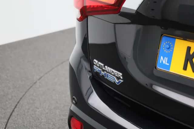 Mitsubishi Outlander (2021) thumbnail 44
