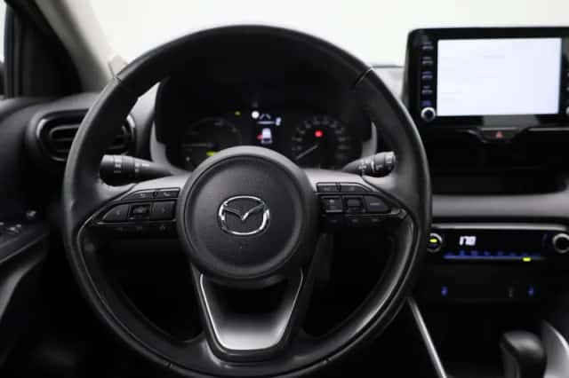 Mazda 2 Hybrid (2023) thumbnail 3