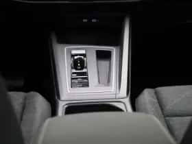 Volkswagen Golf thumbnail 11