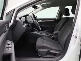 Volkswagen Golf thumbnail 12