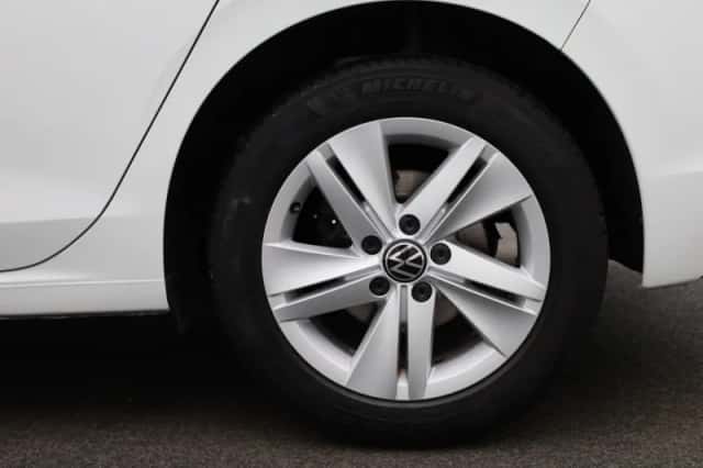 Volkswagen Golf (2021) thumbnail 14