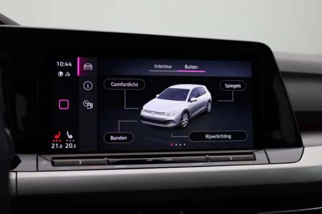 Volkswagen Golf (2021) thumbnail 30