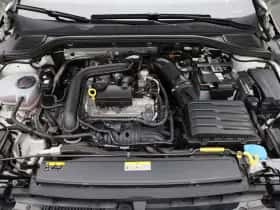 Volkswagen Golf thumbnail 38