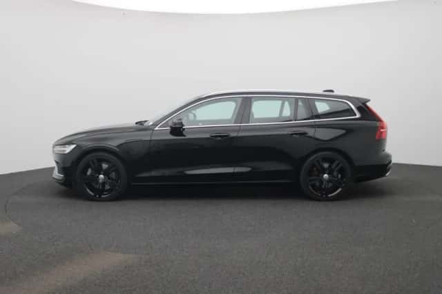 Volvo V60 (2021) thumbnail 6
