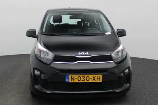 Kia Picanto (2022) thumbnail 5