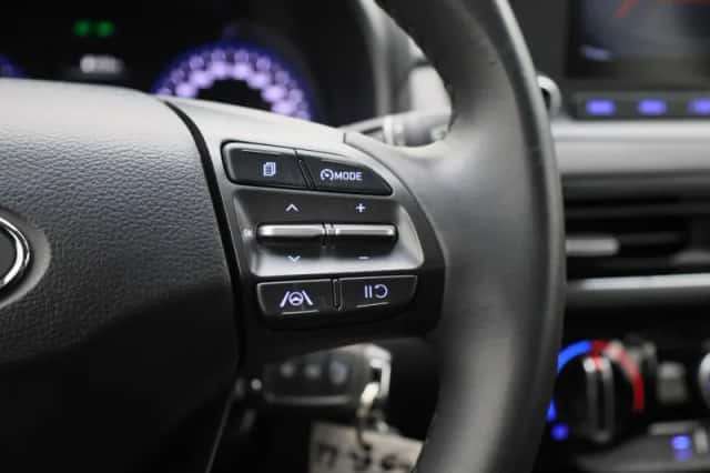 Hyundai Kona (2022) thumbnail 23