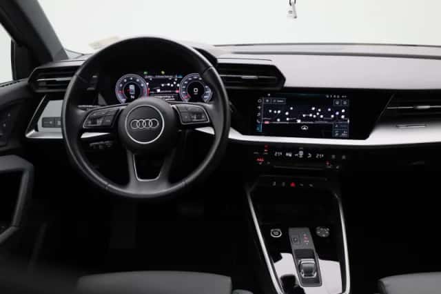 Audi A3 (2022) thumbnail 3