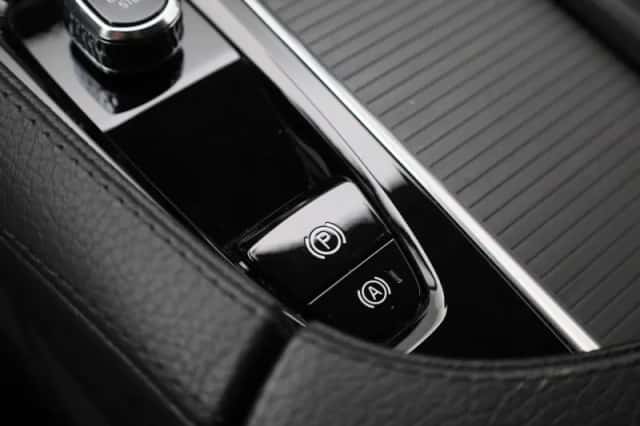 Volvo V90 (2021) thumbnail 33