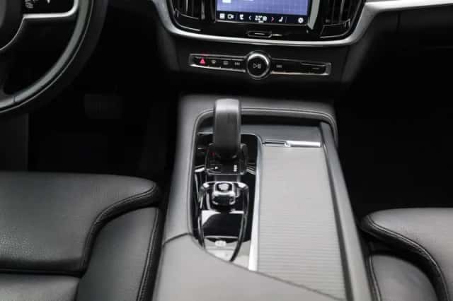 Volvo V90 (2021) thumbnail 10