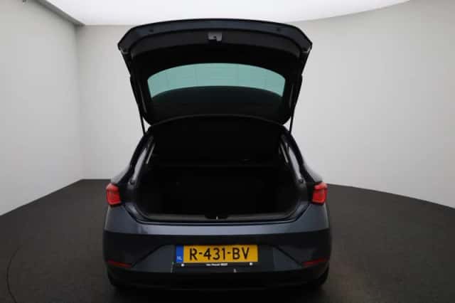 SEAT Leon (2022) thumbnail 12