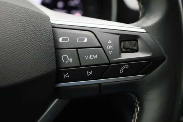 SEAT Leon (2022) thumbnail 16