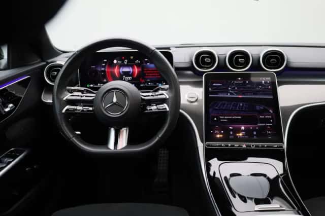 Mercedes-Benz C-Klasse (2024) thumbnail 3