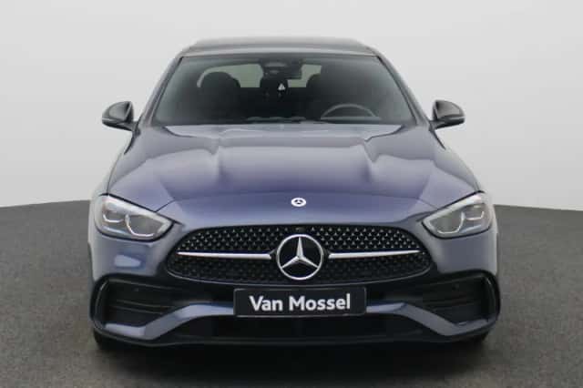 Mercedes-Benz C-Klasse (2024) thumbnail 4