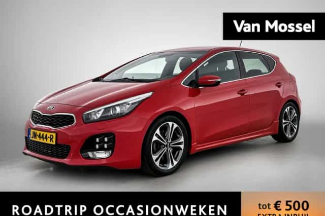 Kia Cee'd (2016) thumbnail 1
