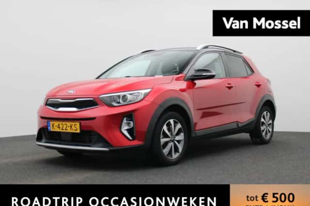 Kia Stonic (2021) thumbnail 1