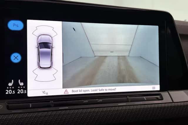 Volkswagen Golf (2024) thumbnail 11