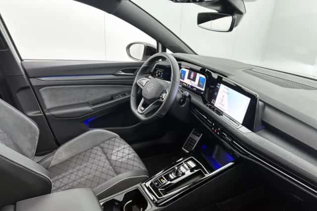 Volkswagen Golf (2024) thumbnail 20