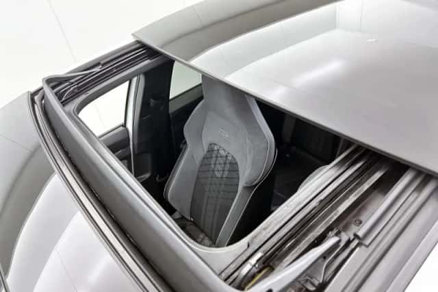 Volkswagen Golf (2024) thumbnail 28