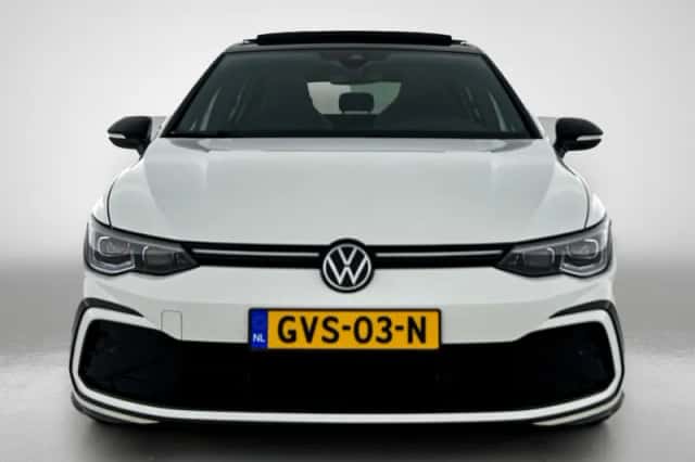 Volkswagen Golf (2024) thumbnail 7