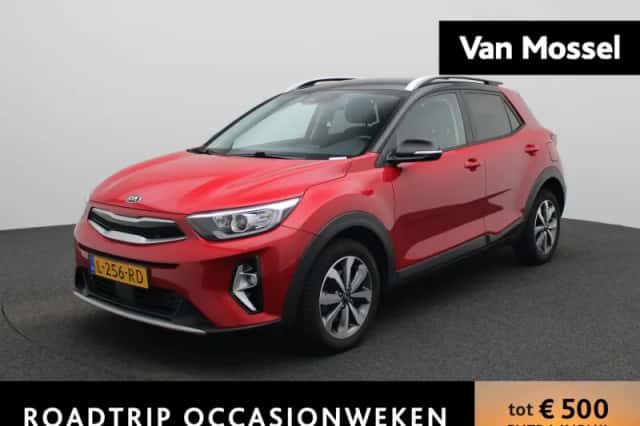 Kia Stonic (2021) thumbnail 1