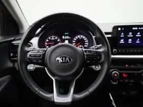 Kia Stonic thumbnail 3