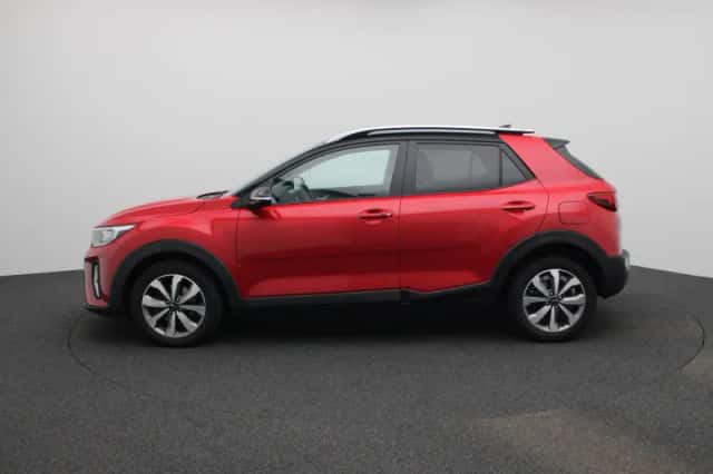 Kia Stonic (2021) thumbnail 6
