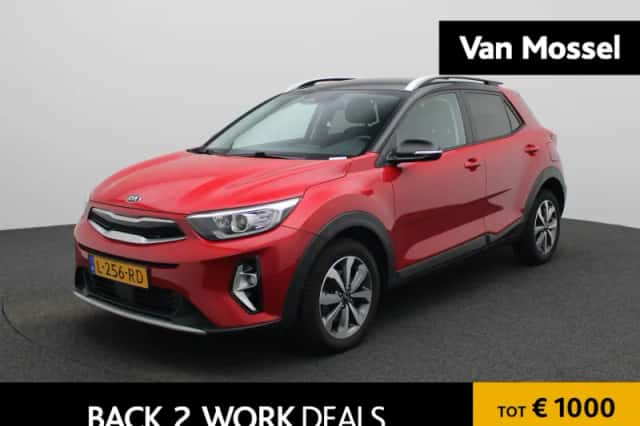 Kia Stonic (2021) thumbnail 1