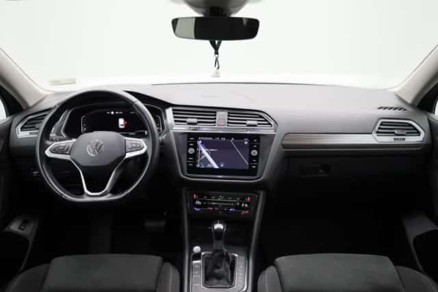 Volkswagen Tiguan (2022) thumbnail 39