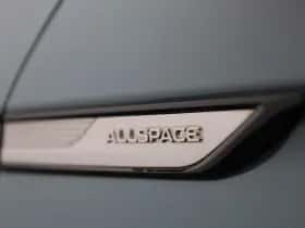 Volkswagen Tiguan thumbnail 42