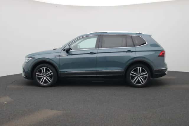 Volkswagen Tiguan (2022) thumbnail 6