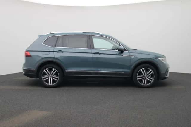 Volkswagen Tiguan (2022) thumbnail 8