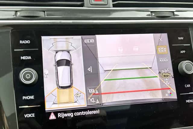 Volkswagen Tiguan (2023) thumbnail 16