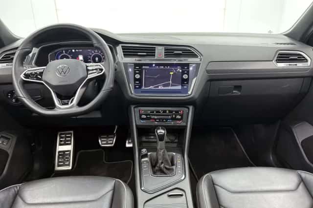Volkswagen Tiguan (2023) thumbnail 3