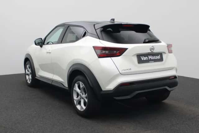 Nissan Juke (2022) thumbnail 4