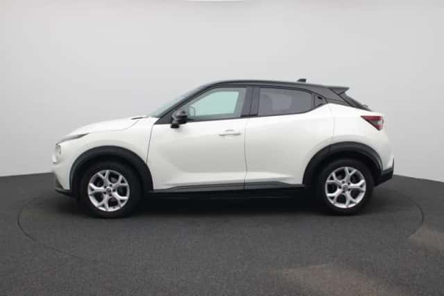 Nissan Juke (2022) thumbnail 6