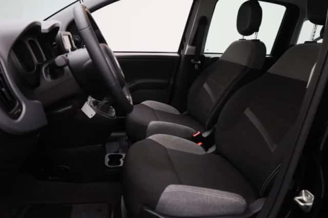 Fiat Panda (2022) thumbnail 11