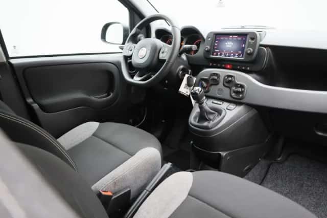 Fiat Panda (2022) thumbnail 32